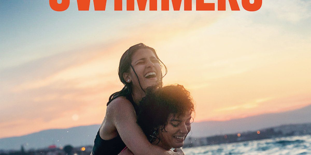 "نتفليكس" تطرح البوستر الرسمي لفيلم "The Swimmers" وتكشف موعد عرضه
