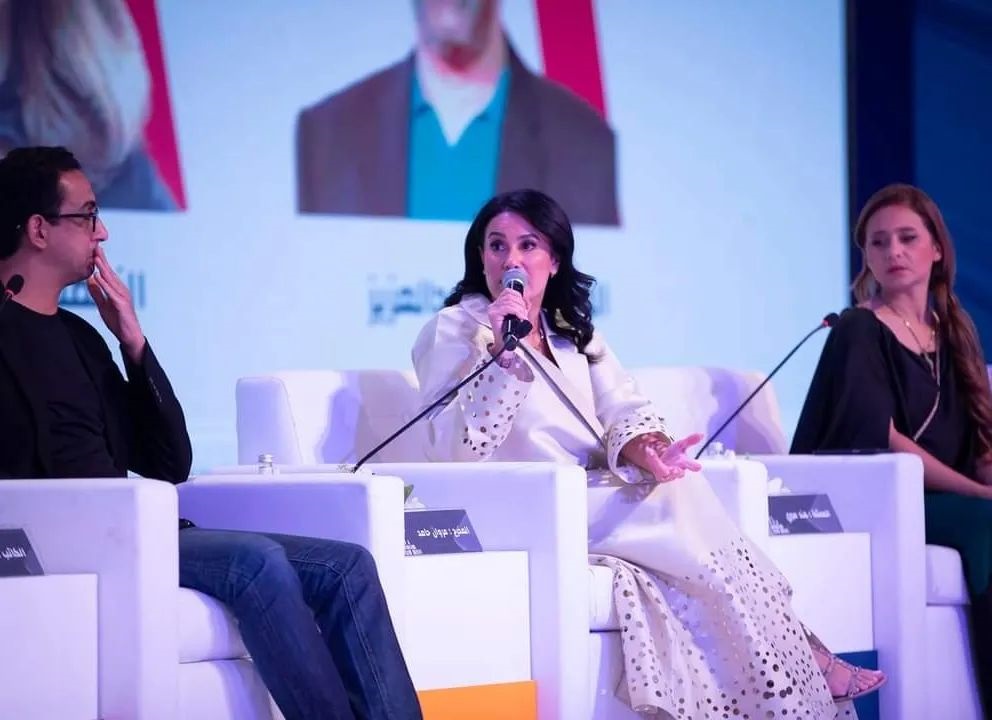 هند صبري تحتفي بنجاح أفلامها في السعودية