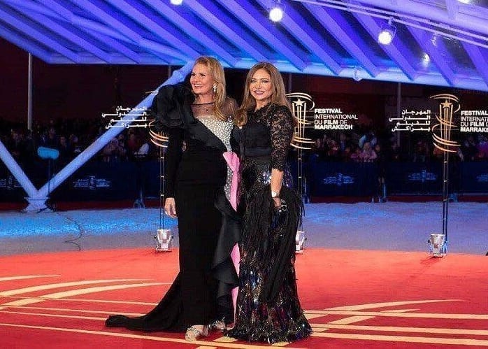 ليلى علوس ويسرا بلقطة تجمعما في مهرجان مراكش الدولي للفيلم السينمائي ٢٠١٨