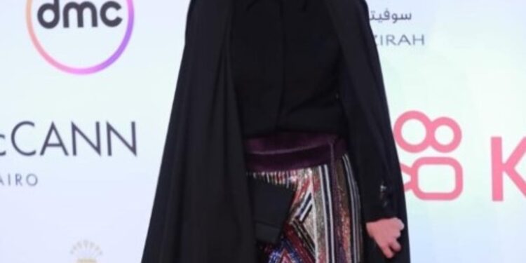 المخرجة السعودية "جواهر العامري" تفوز بجائزة "سرد" في أيام القاهرة لصناعة السينما