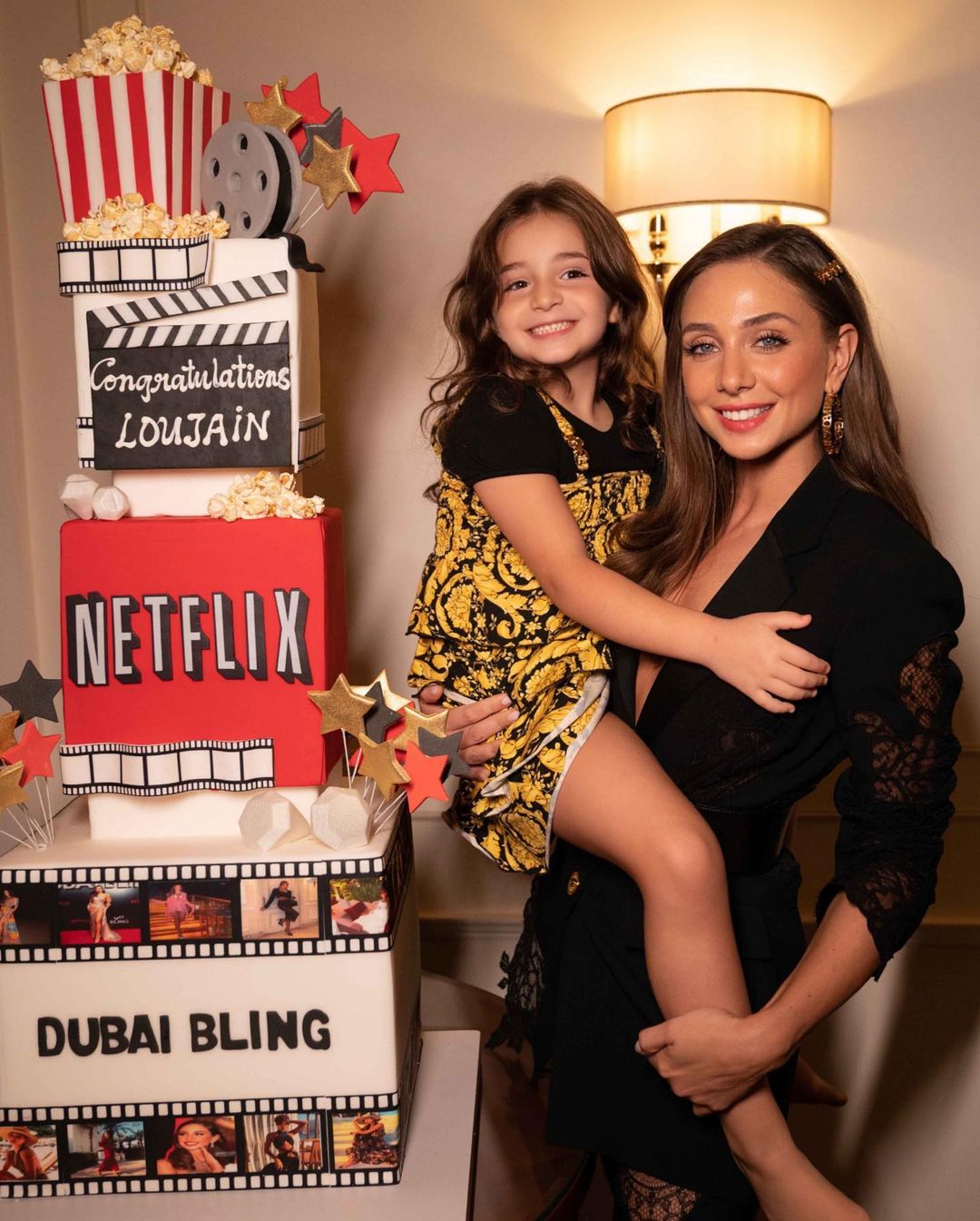 لجين عضاضة تحتفي بـ"Dubai Bling" مع ابنتها