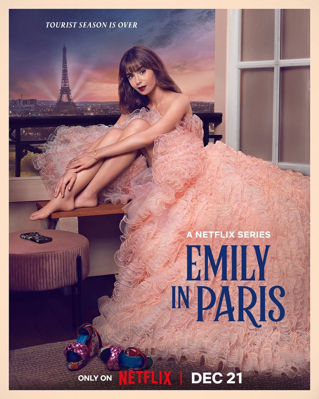 بوستر مسلسل "Emily in Paris"