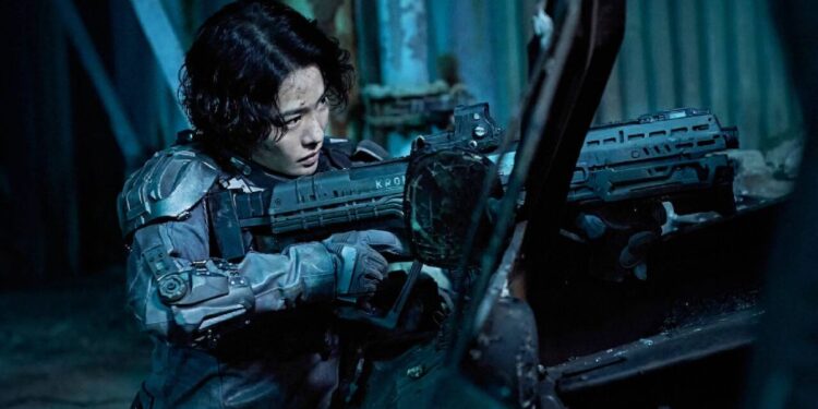 Kim Hyun-joo as Yun Jung-yi/JUNG_E in Jung_E on Netflix
